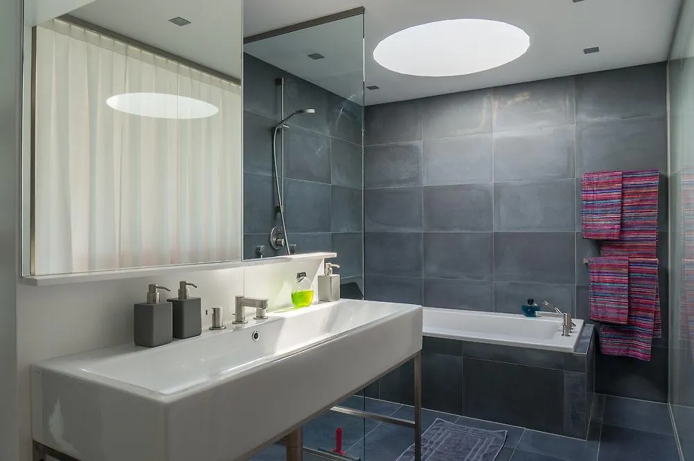 ***  אמסטרדם Waterpalace Boutique Hotel הולנד
